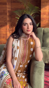 D# 11186 Golden 3 PCS Unstitched Lawn