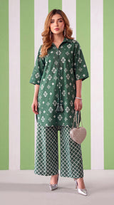 DES # 1371 Green 2 Pcs Unstitched Lawn
