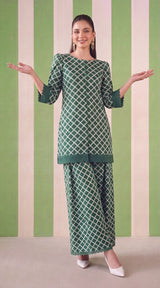 DES # 1379, Green 2 Pcs Unstitched Lawn