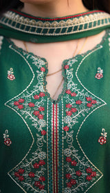 LNF 165 EMERALD GREEN