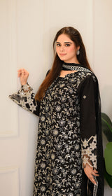 LNF 172 BLACK CHIKAN KARI LAWN 3 PCS