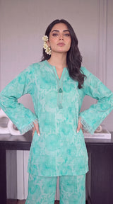 Des # 682-D-36, Aqua 2 Pcs Unstitched Lawn