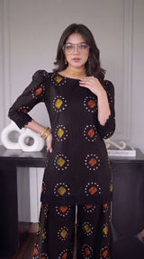 DES # 11186-89 Black 2 Pcs Unstitched Lawn