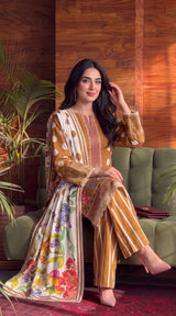 D# 11186 Golden 3 PCS Unstitched Lawn