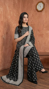 D# 7018 BLACK & WHITE 3 PCS Unstitched Lawn