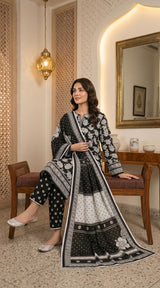 D# 7023 BLACK 3 PCS Unstitched Lawn