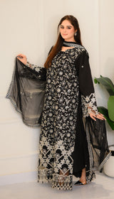 LNF 172 BLACK CHIKAN KARI LAWN 3 PCS