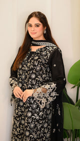 LNF 172 BLACK CHIKAN KARI LAWN 3 PCS
